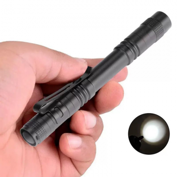 TopLEDverlichting.nl LED Militaire Zaklamp Pen 13cm - Wit Licht 600 Lumen - Sterk Aluminium - Waterproof - Inclusief AAA Batterijen foto 2